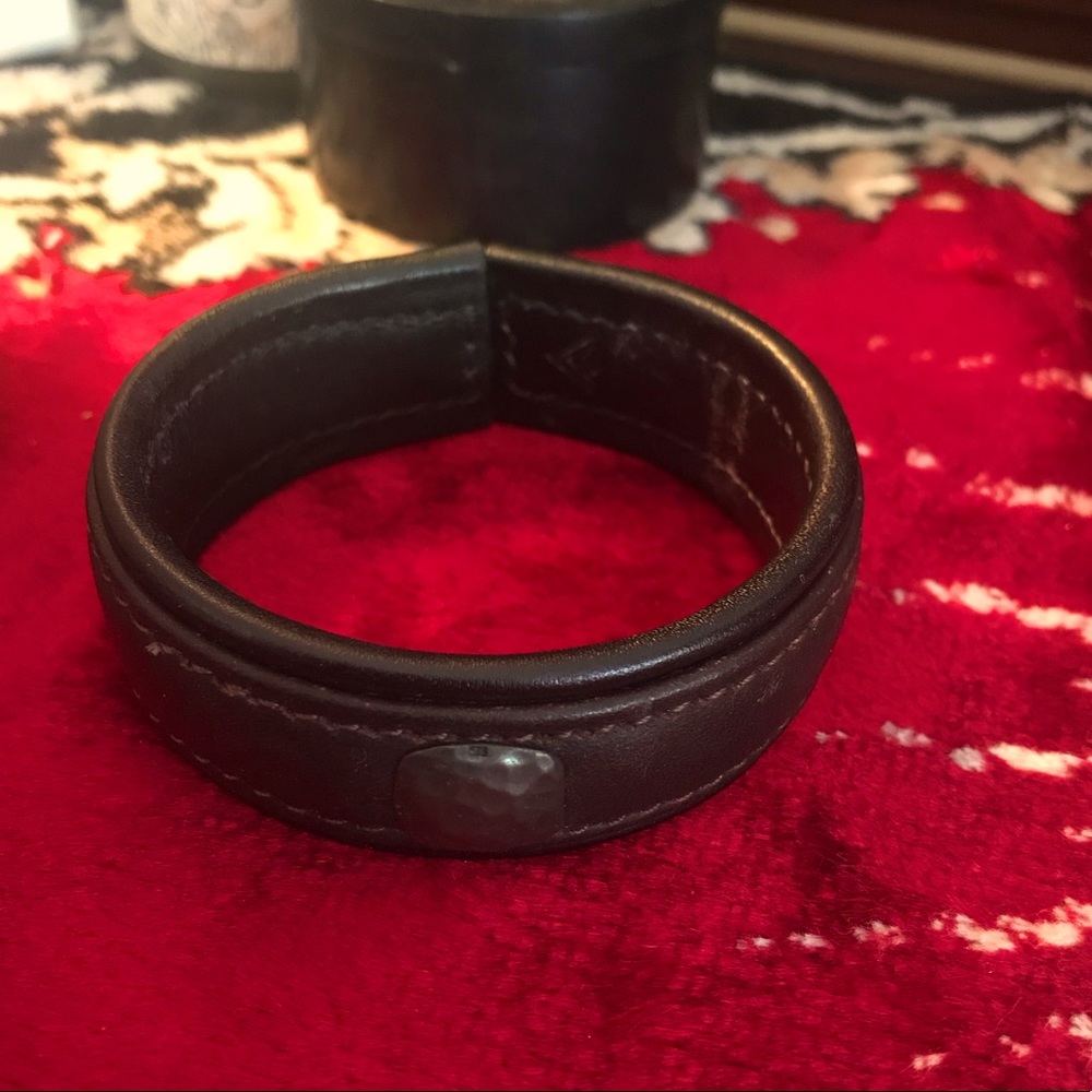 Leather bracelet with hammered metal decal
